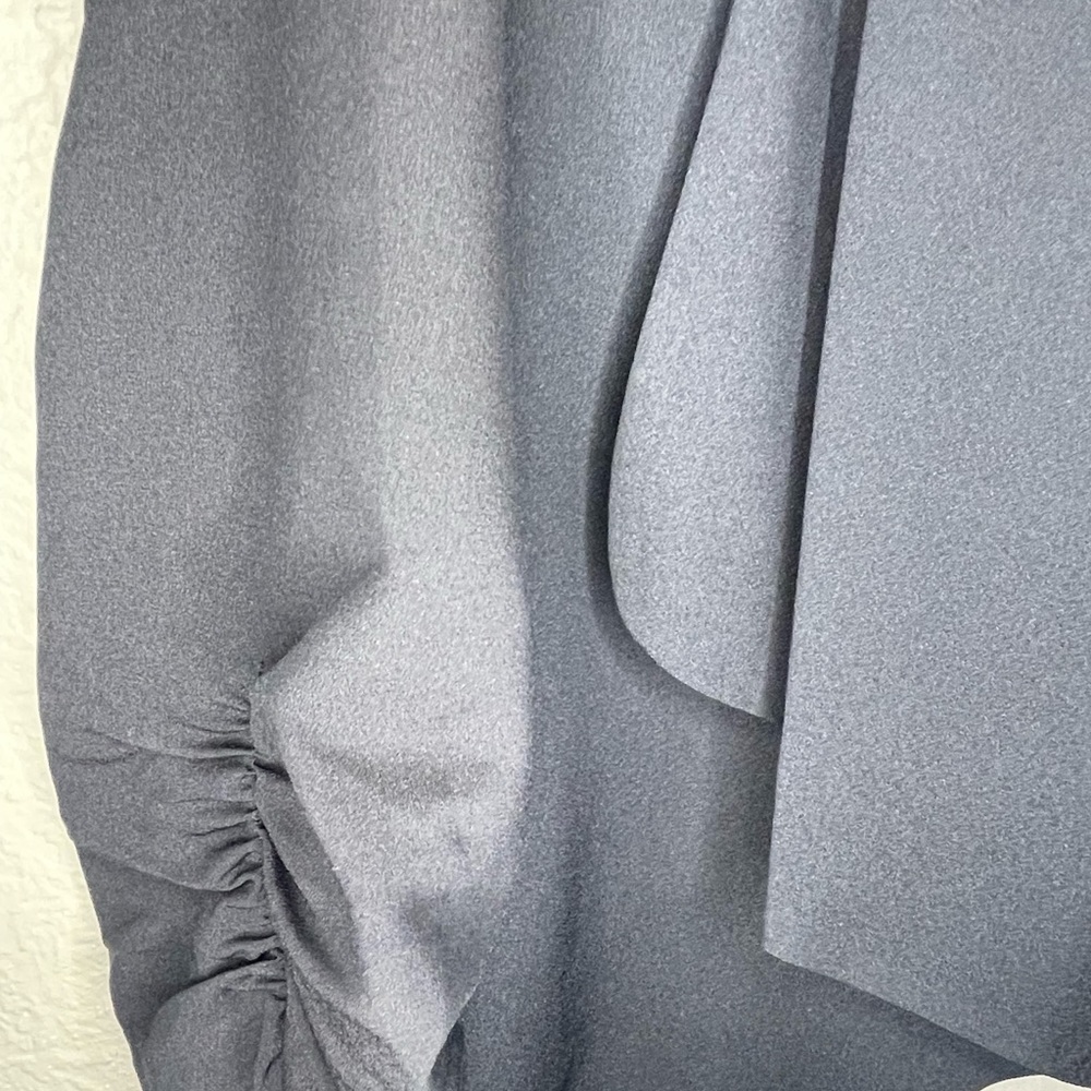 Blazer - Picture 2 of 3